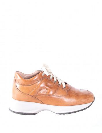Tan 3D-logo leather trainers